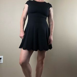 *LULU’S* little black dress with cap sleeves and beautiful scalloped edge hem
